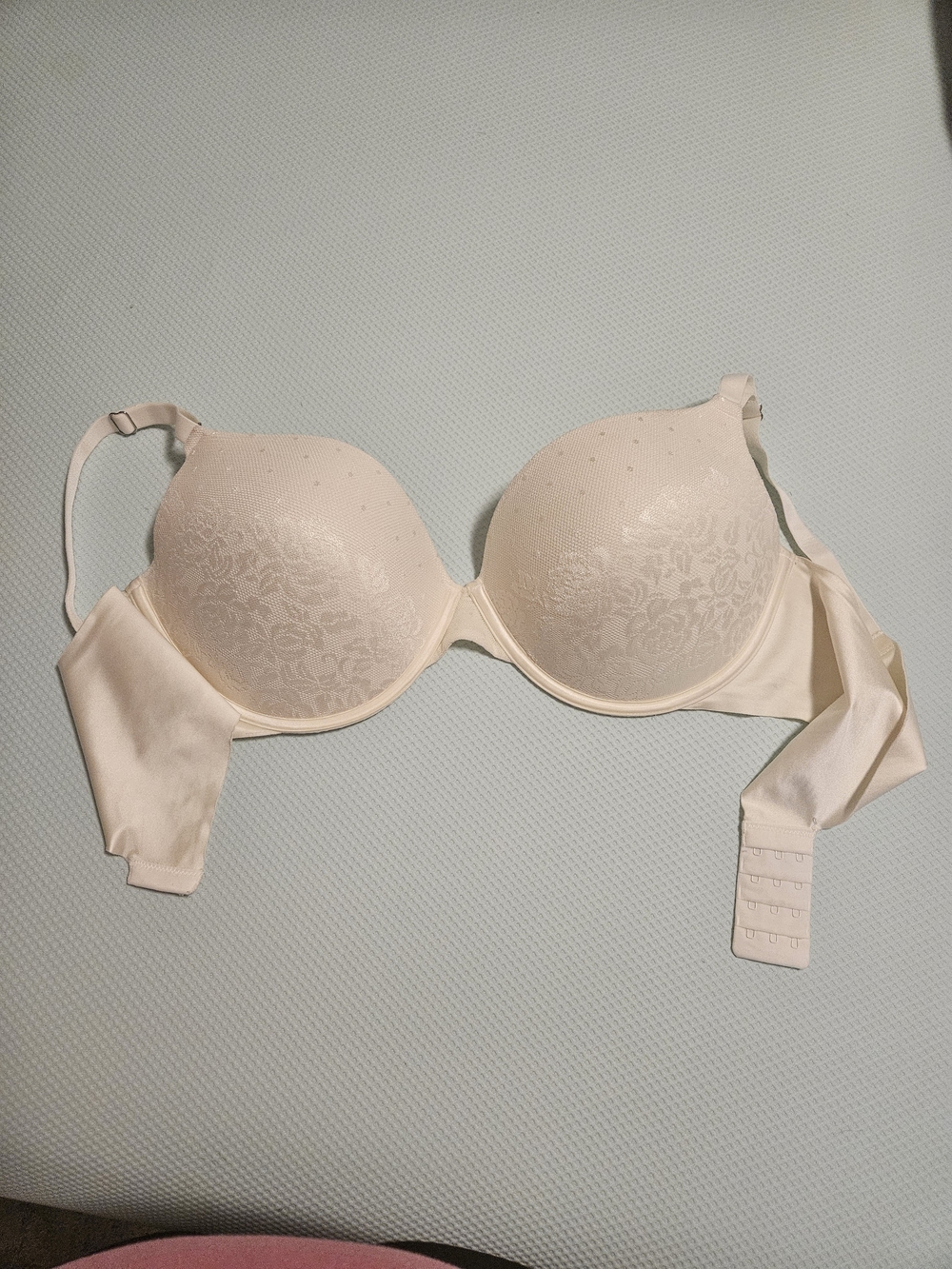 Secret Treasures Padded Lace-Accent Bra in Light Peach
